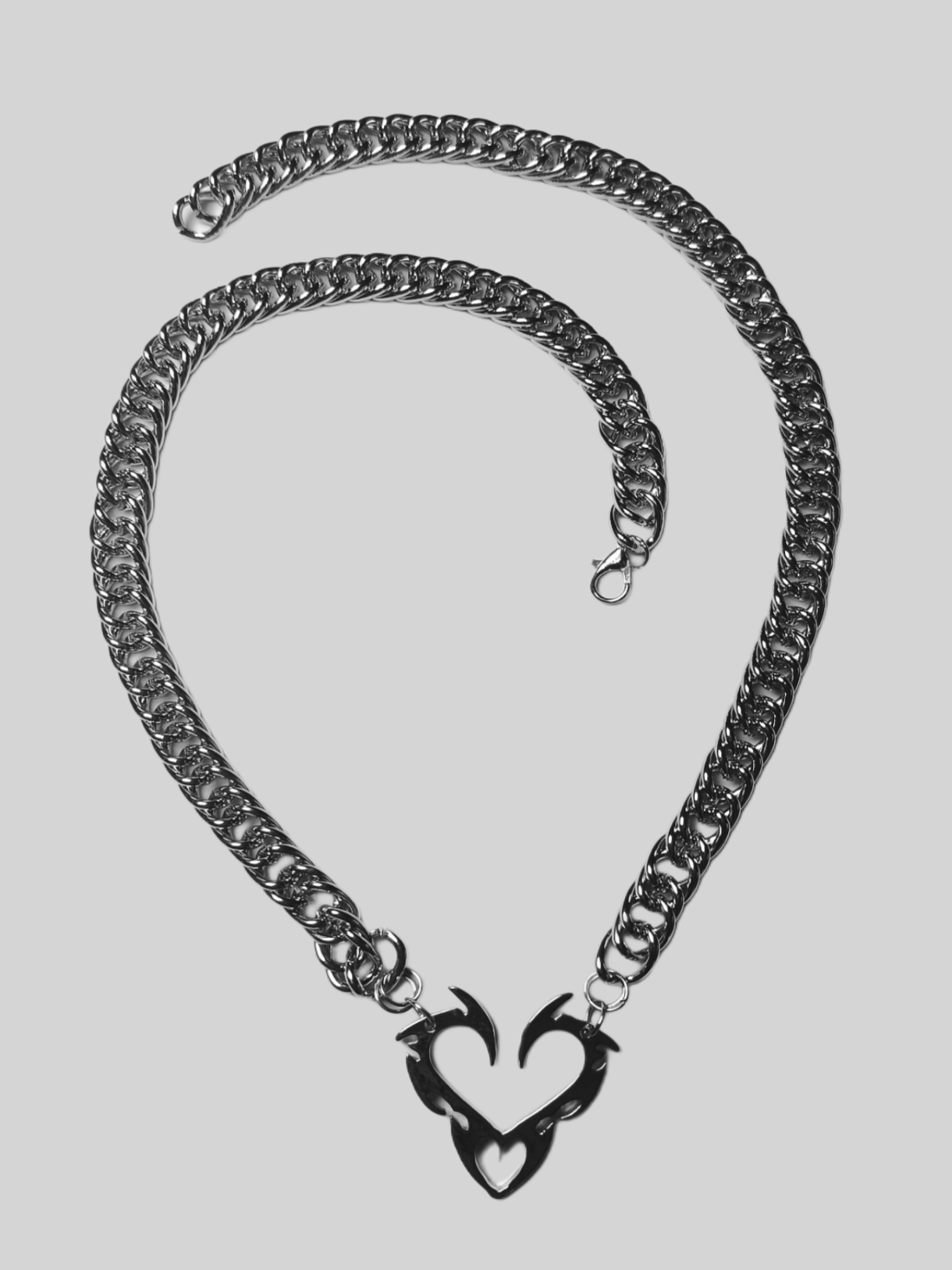 VxN NECKLACE